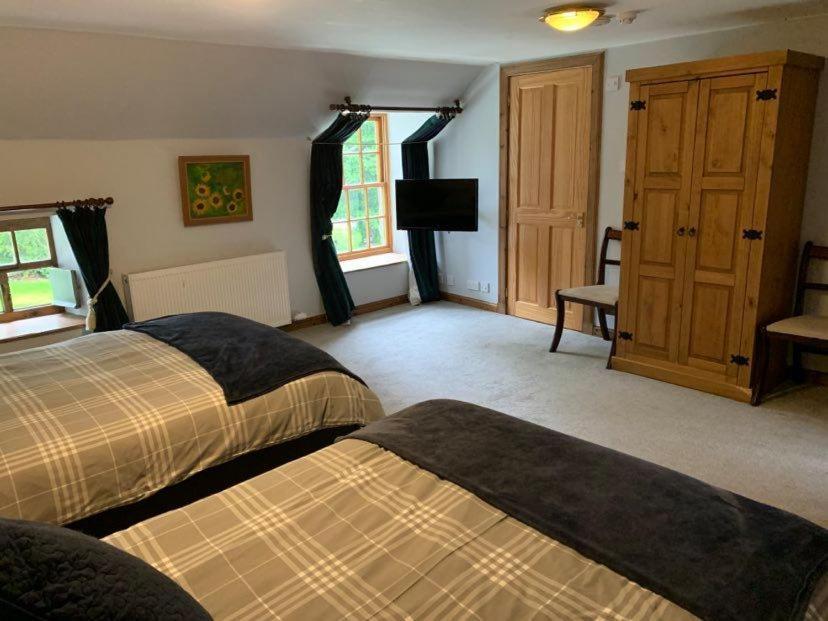 Lodge At Lochside Bridgend of Lintrathen Экстерьер фото