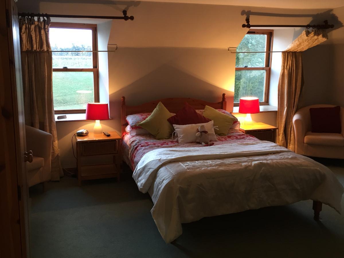 Lodge At Lochside Bridgend of Lintrathen Экстерьер фото