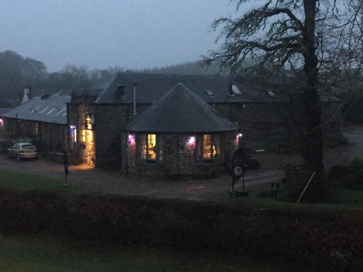 Lodge At Lochside Bridgend of Lintrathen Экстерьер фото