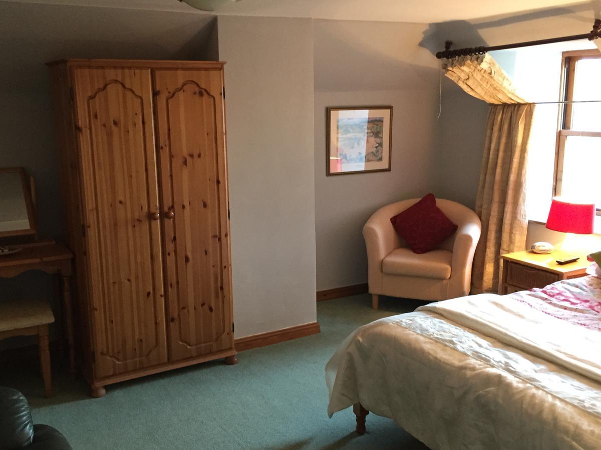 Lodge At Lochside Bridgend of Lintrathen Экстерьер фото